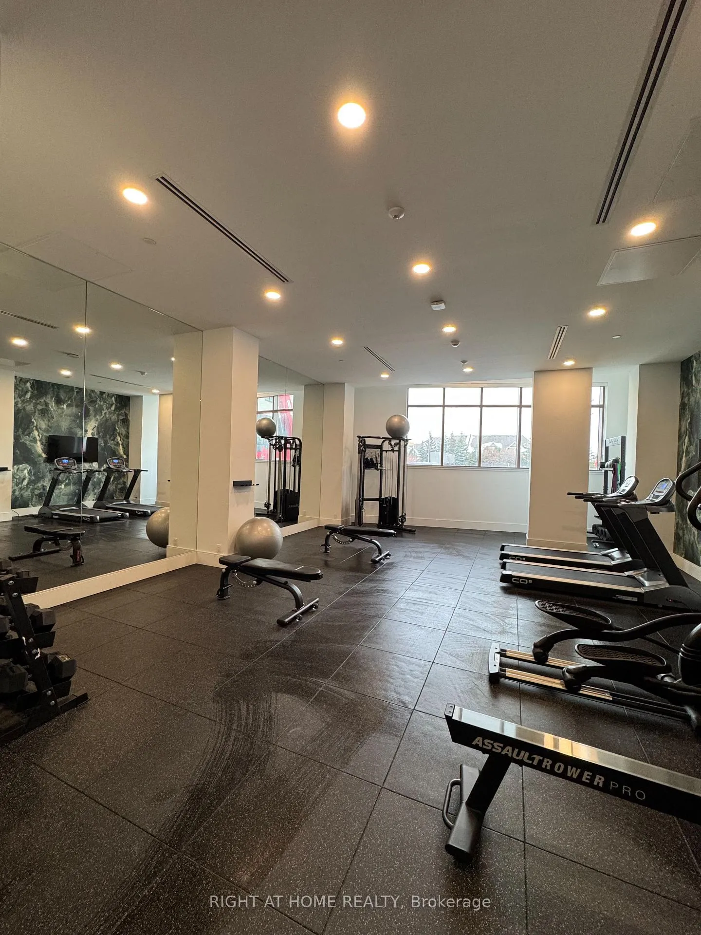 Photo 19 of Unit 308, 31 Huron Street, Collingwood — HOMEH