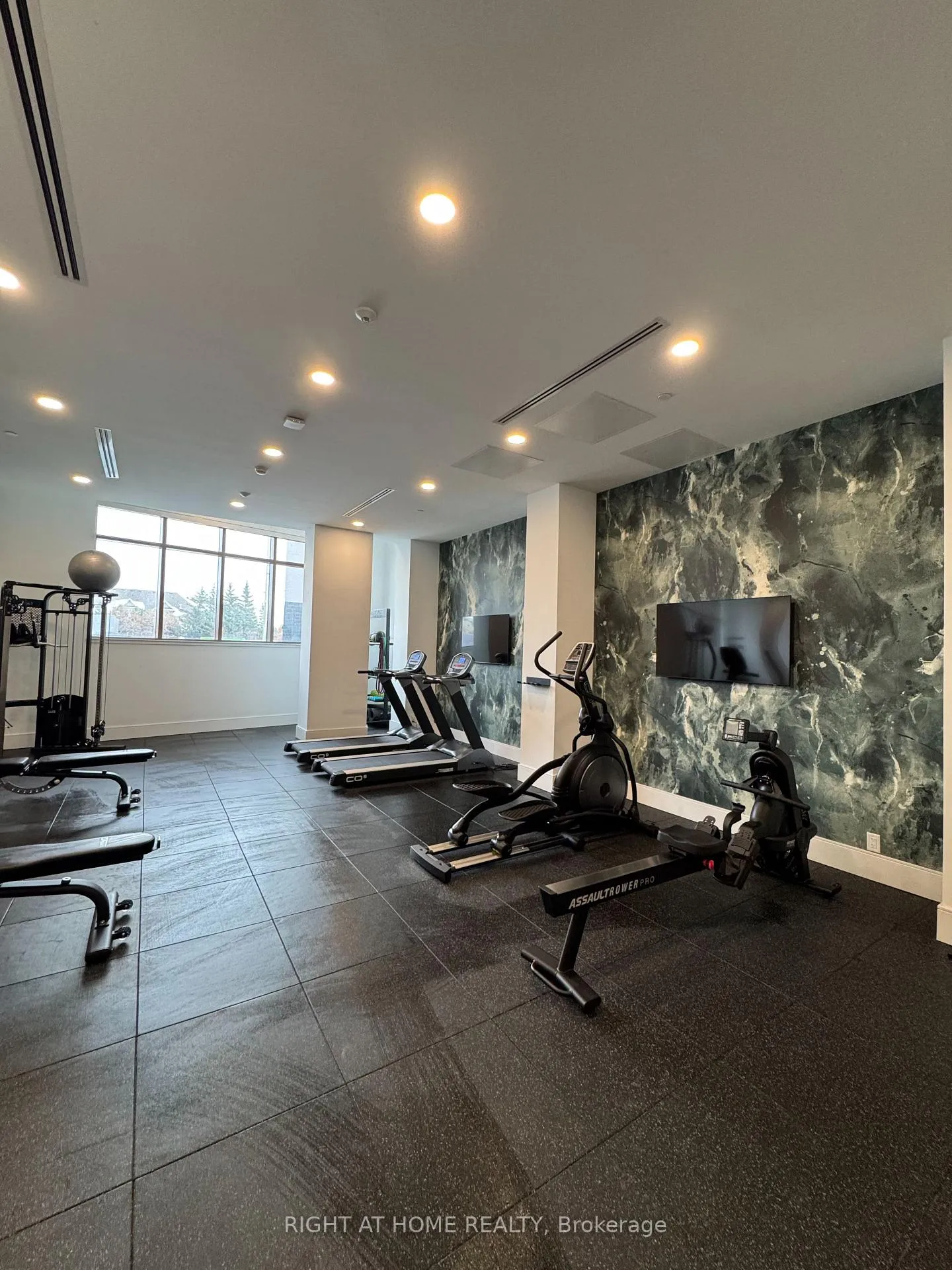 Photo 20 of Unit 308, 31 Huron Street, Collingwood — HOMEH