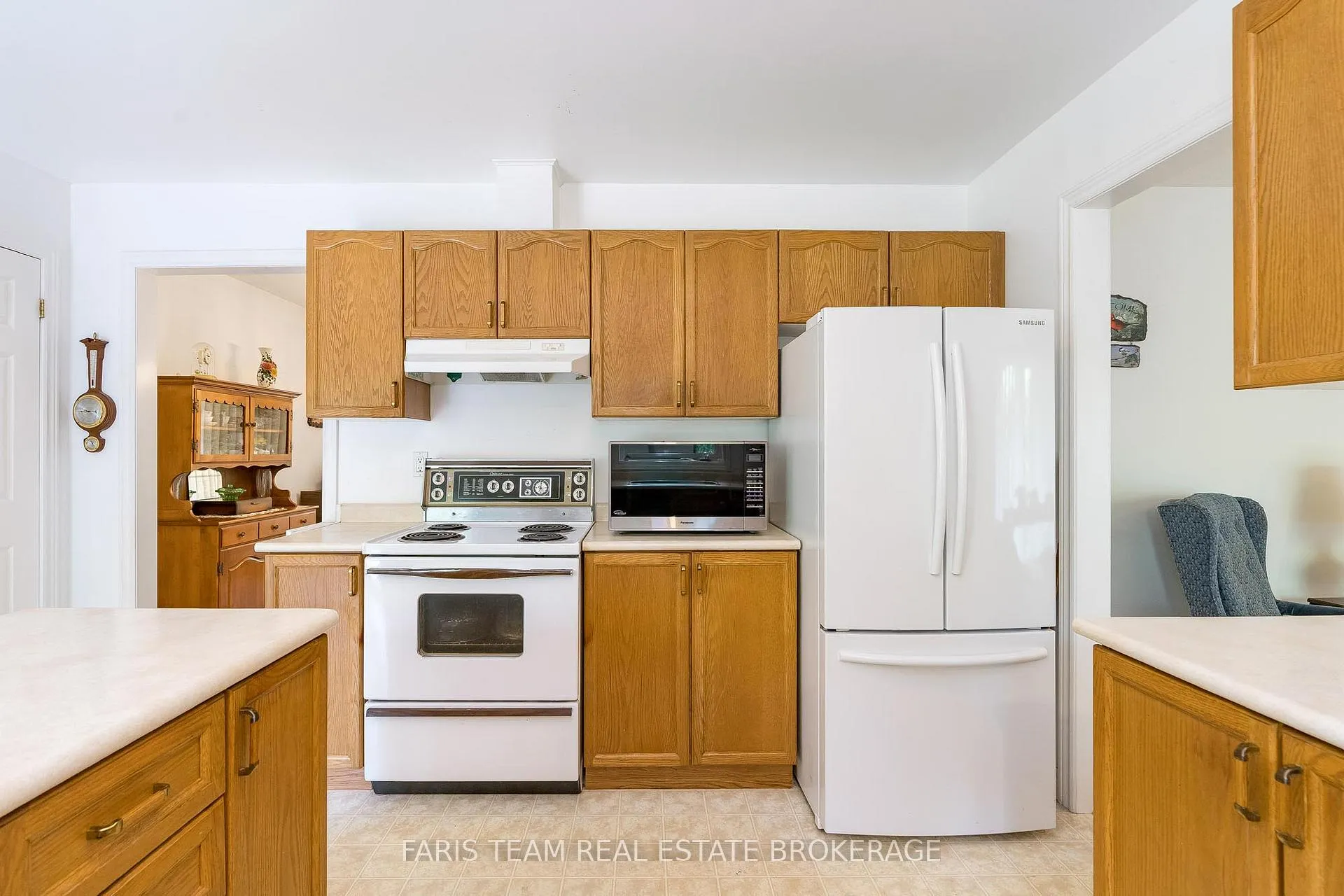 Photo 7 of 21 Forest Hill Drive, Springwater, Midhurst — HOMEH