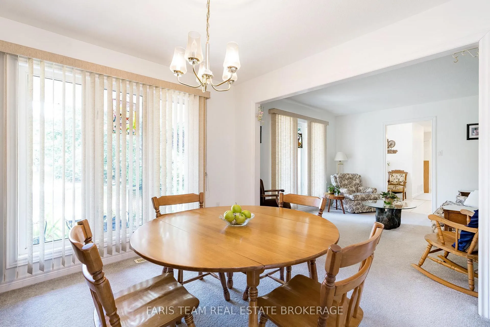 Photo 12 of 21 Forest Hill Drive, Springwater, Midhurst — HOMEH