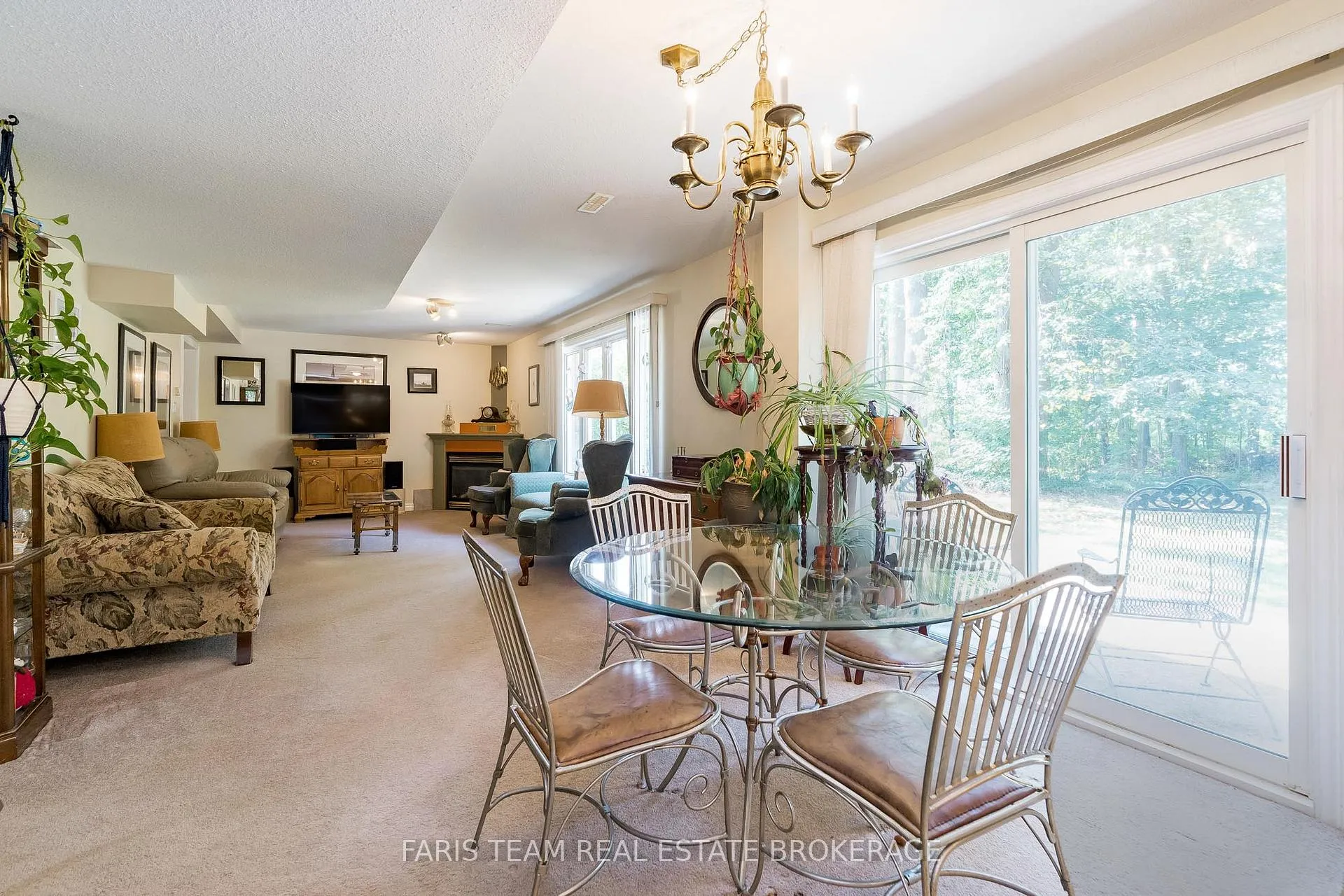 Photo 32 of 21 Forest Hill Drive, Springwater, Midhurst — HOMEH