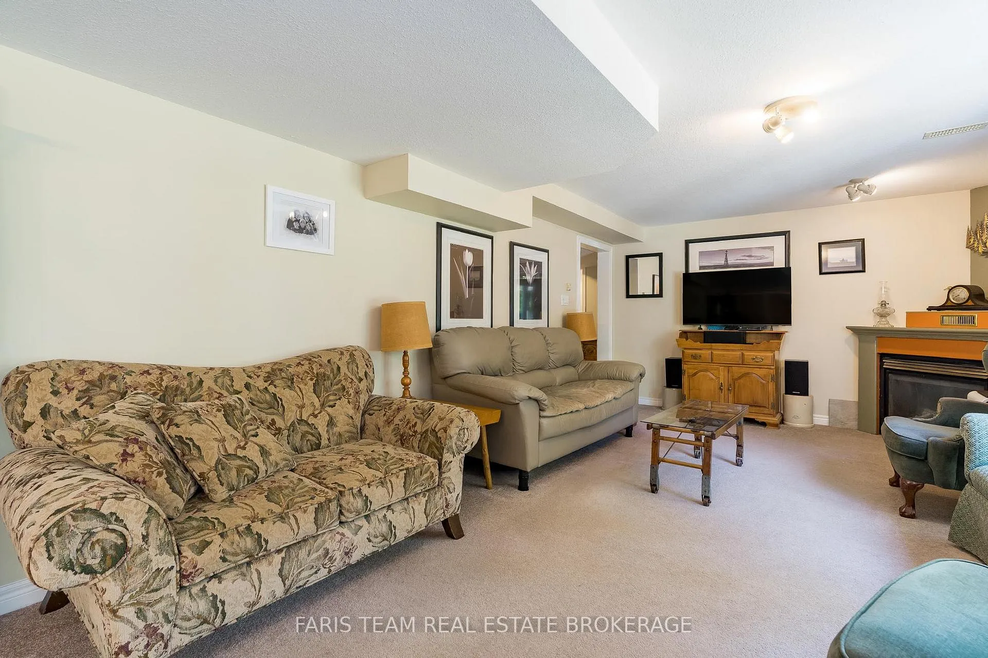 Photo 34 of 21 Forest Hill Drive, Springwater, Midhurst — HOMEH