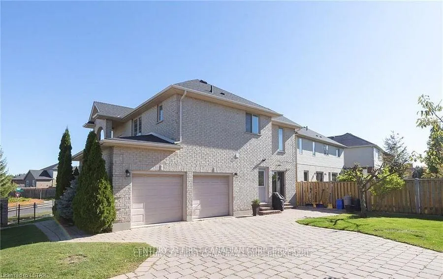 Photo 35 of 2016 Beaverbrook Avenue, London, North M — HOMEH