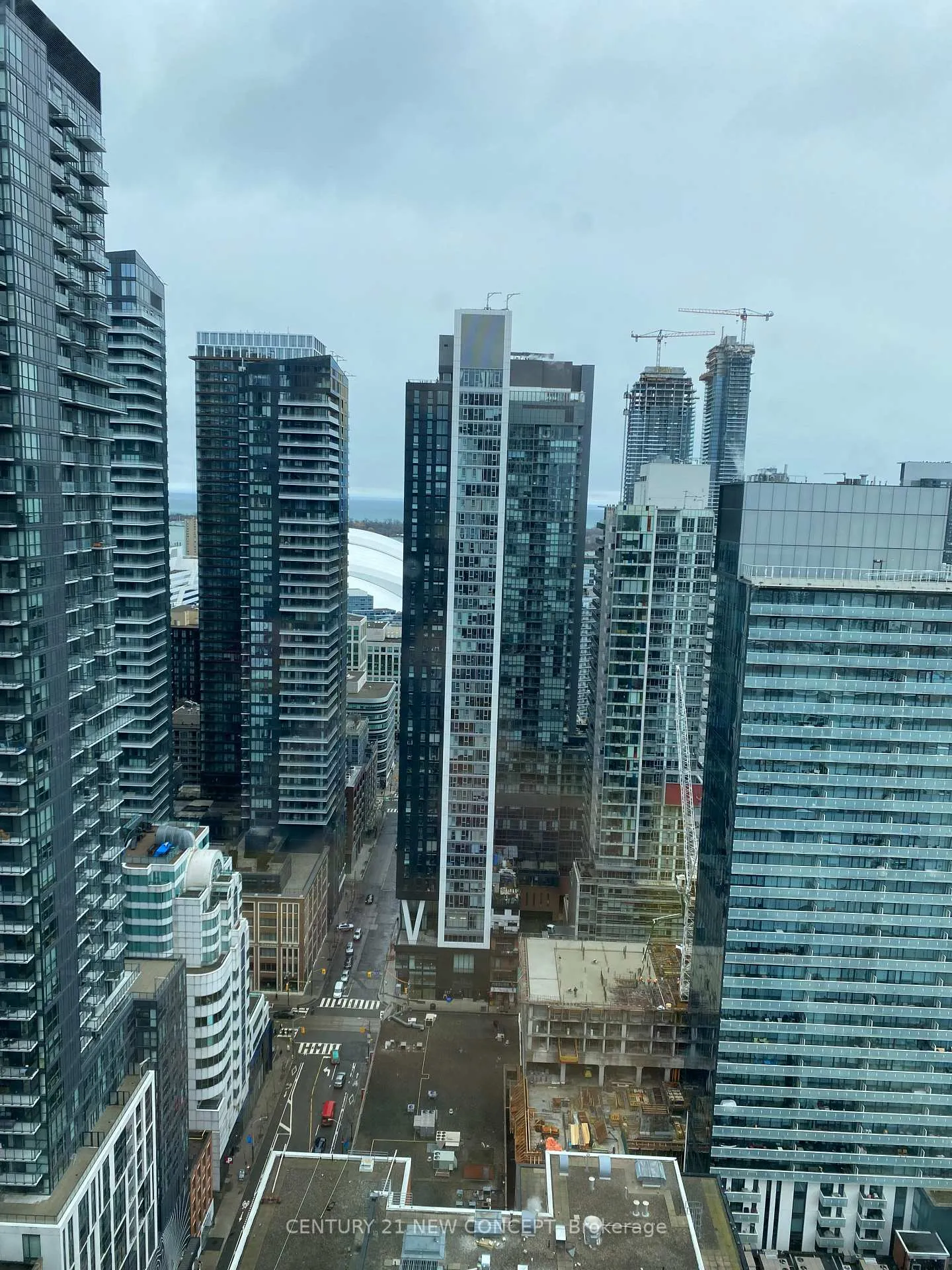 Photo 9 of Unit 3907, 108 Peter Street, Toronto, Waterfront Communities — HOMEH