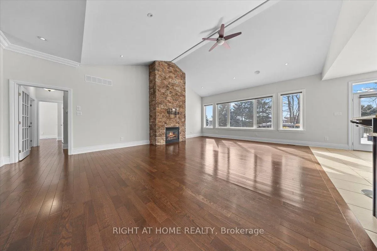 Photo 6 of 6833 Suncrest Drive, Ottawa, Greely — HOMEH