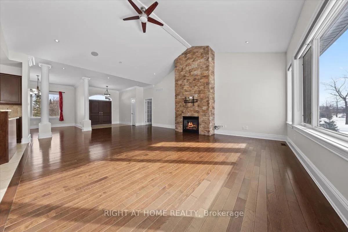 Photo 7 of 6833 Suncrest Drive, Ottawa, Greely — HOMEH
