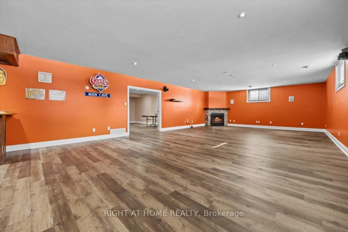 Photo 32 of 6833 Suncrest Drive, Ottawa, Greely — HOMEH