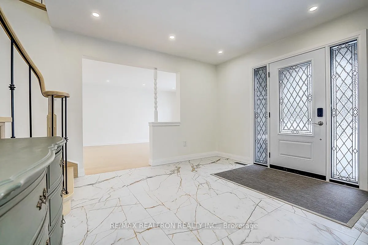 Photo 6 of 12 Jolyn Court, Markham, Bullock — HOMEH