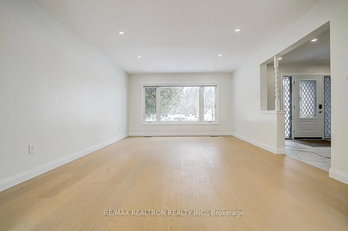 Photo 7 of 12 Jolyn Court, Markham, Bullock — HOMEH