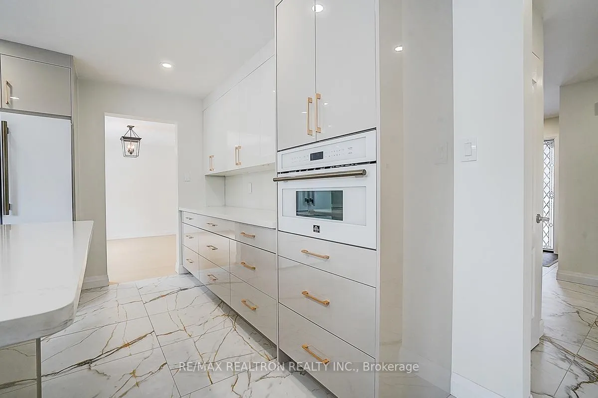 Photo 17 of 12 Jolyn Court, Markham, Bullock — HOMEH