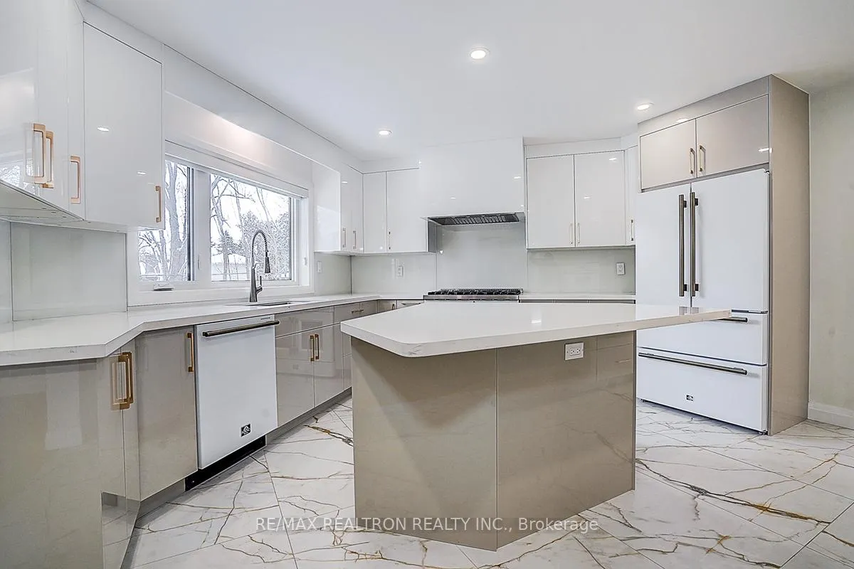 Photo 18 of 12 Jolyn Court, Markham, Bullock — HOMEH