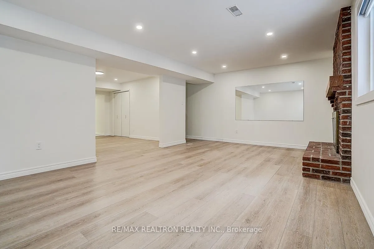 Photo 45 of 12 Jolyn Court, Markham, Bullock — HOMEH