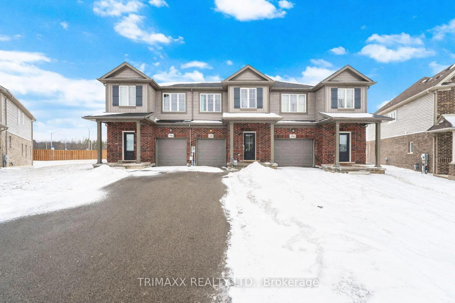 Photo 2 of 160 Sunflower Place, Welland, West Welland — HOMEH