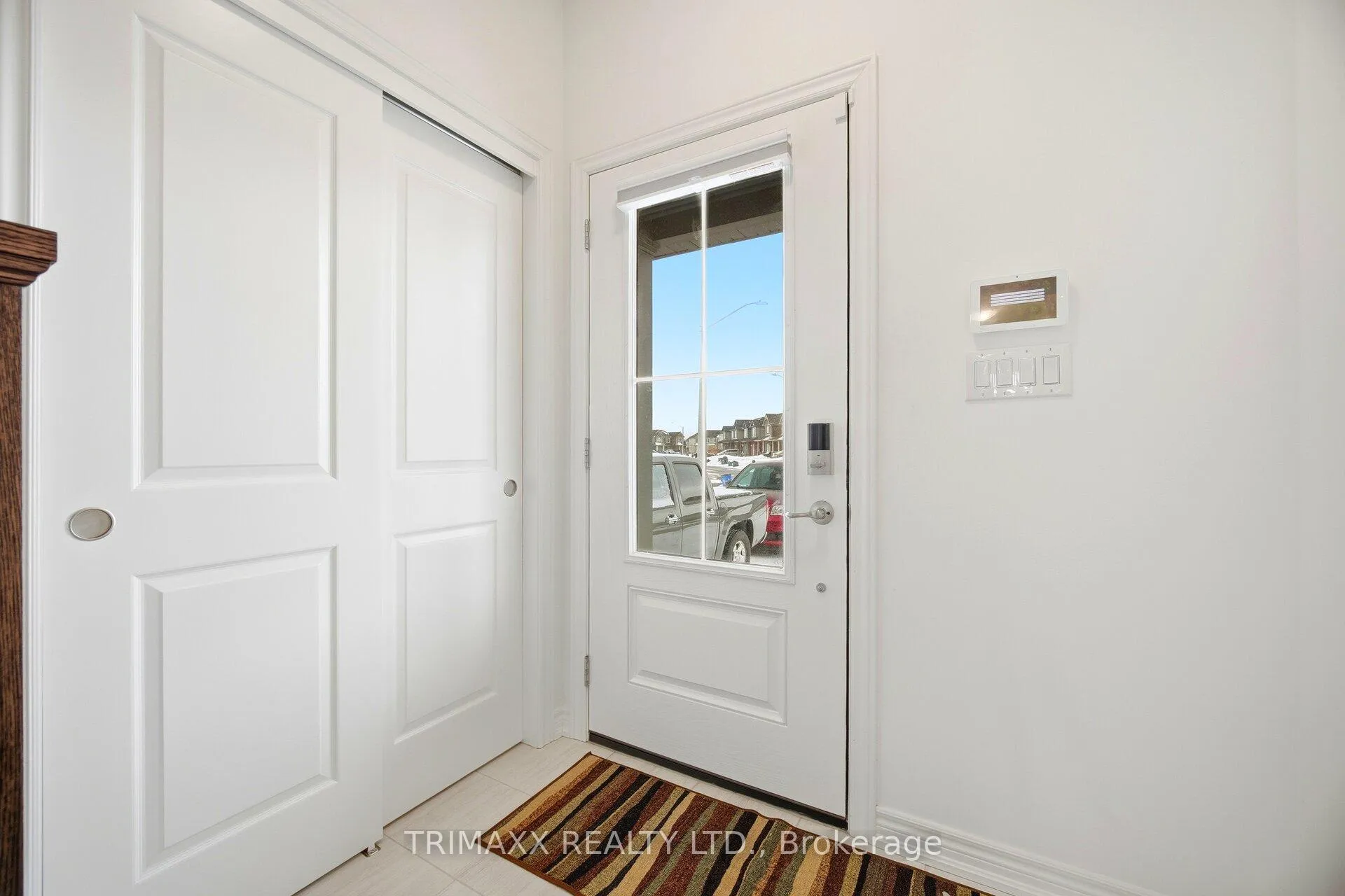 Photo 6 of 160 Sunflower Place, Welland, West Welland — HOMEH