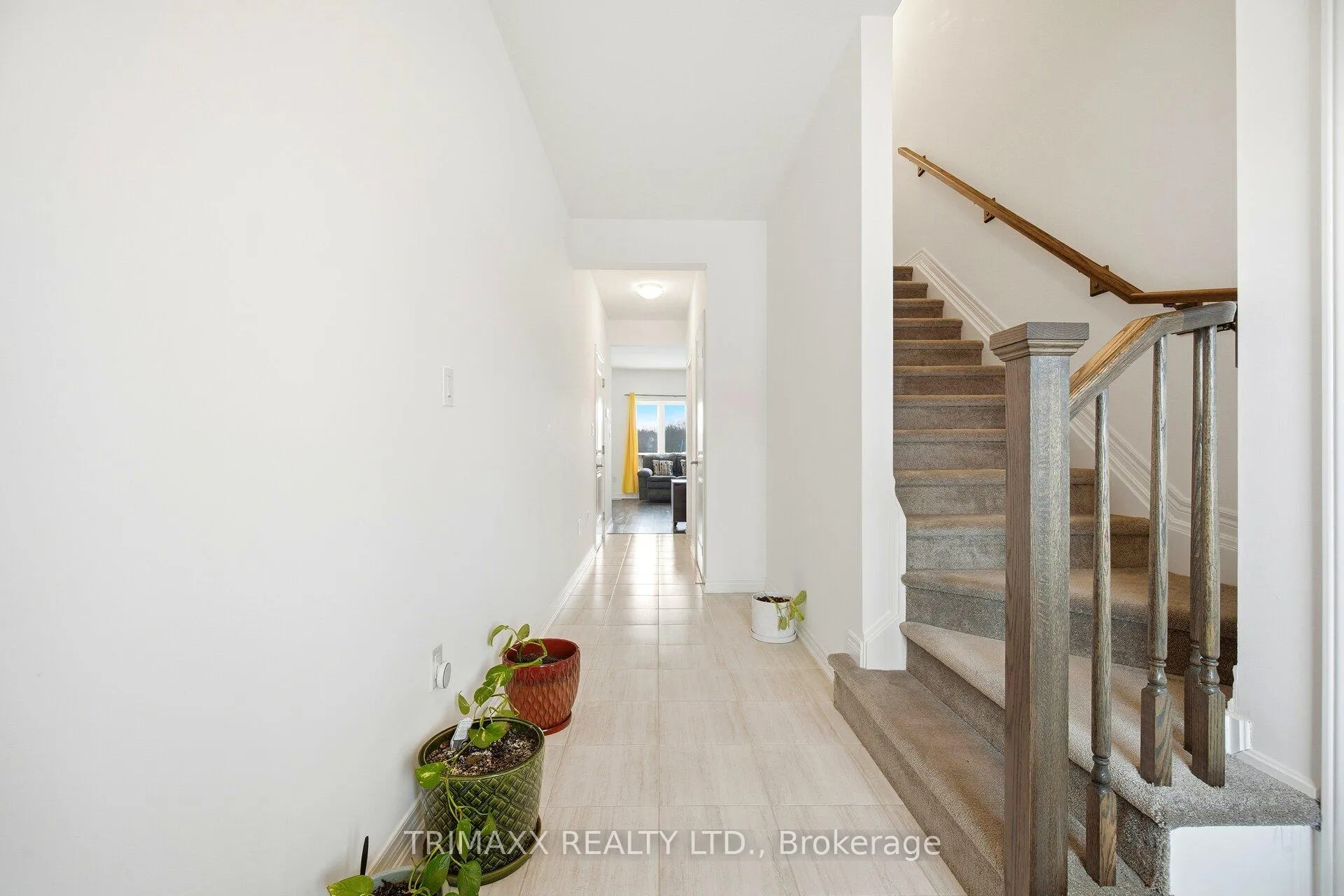 Photo 7 of 160 Sunflower Place, Welland, West Welland — HOMEH