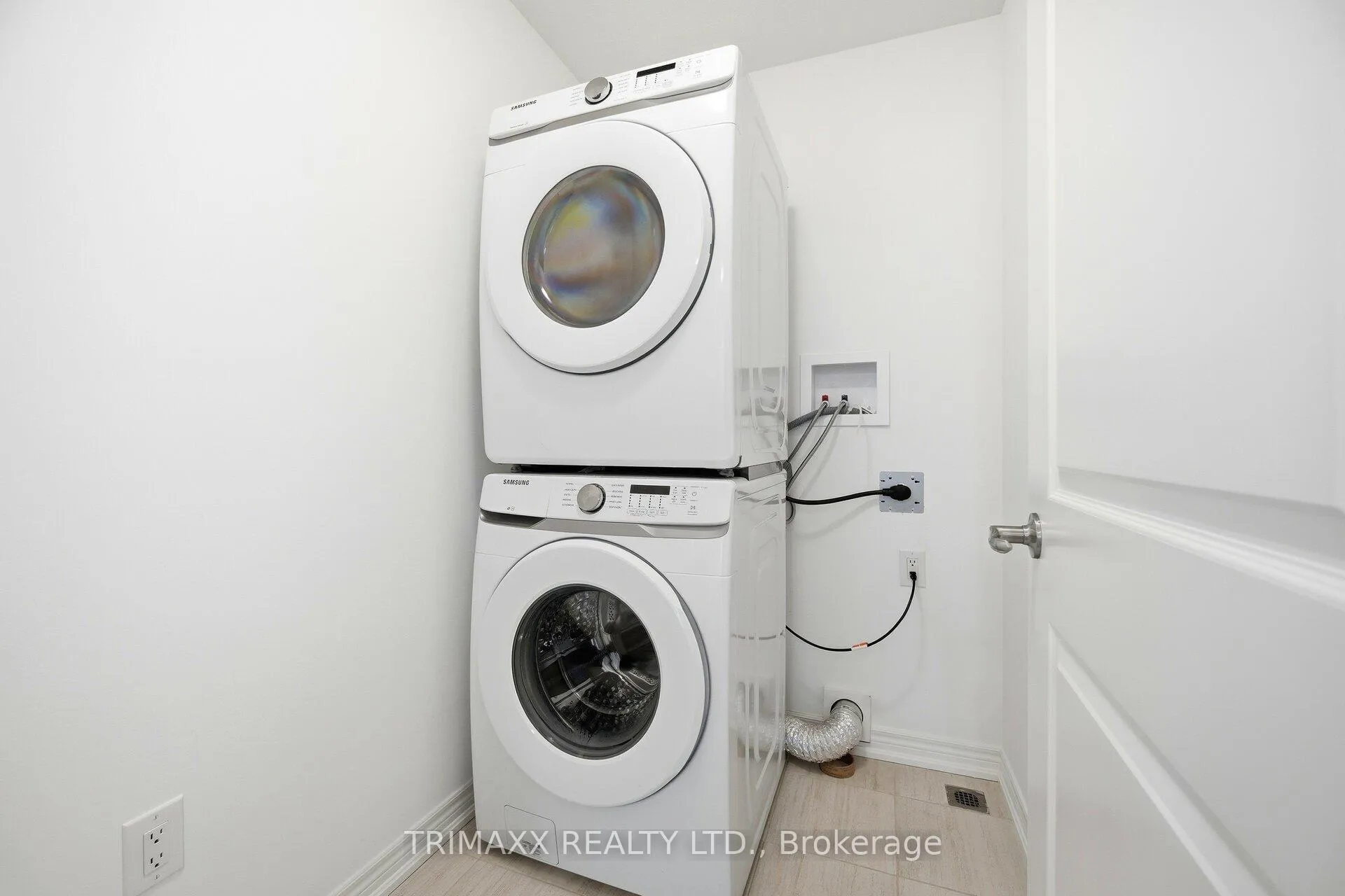 Photo 27 of 160 Sunflower Place, Welland, West Welland — HOMEH