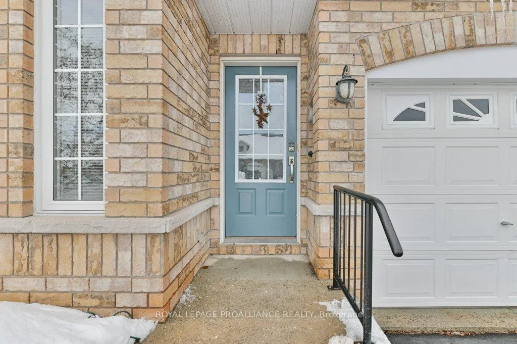 Photo 5 of 18 Sarah Court, Belleville, Belleville Ward — HOMEH