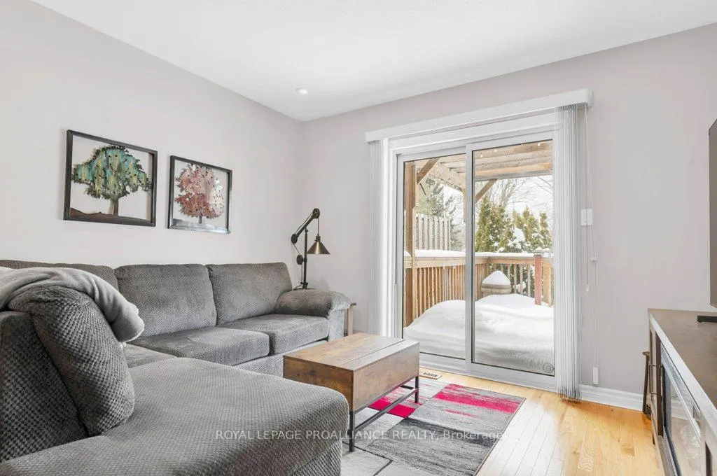 Photo 15 of 18 Sarah Court, Belleville, Belleville Ward — HOMEH