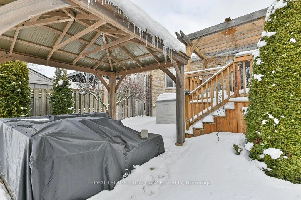 Photo 30 of 18 Sarah Court, Belleville, Belleville Ward — HOMEH