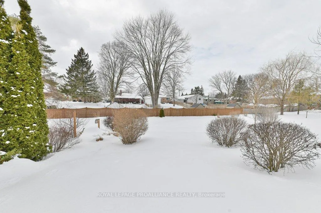Photo 32 of 18 Sarah Court, Belleville, Belleville Ward — HOMEH
