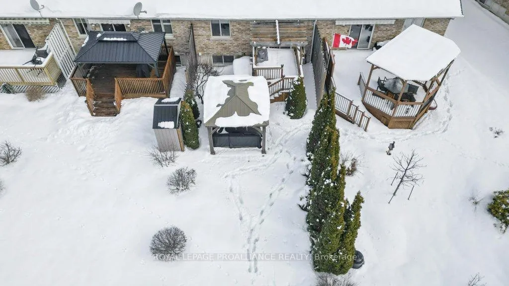 Photo 38 of 18 Sarah Court, Belleville, Belleville Ward — HOMEH
