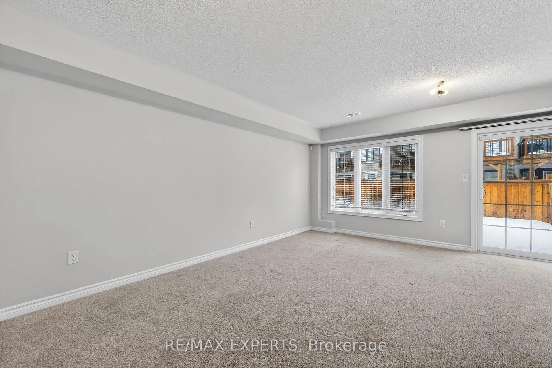 Photo 30 of 19 Sunset Terrace, Vaughan, Vellore Village — HOMEH