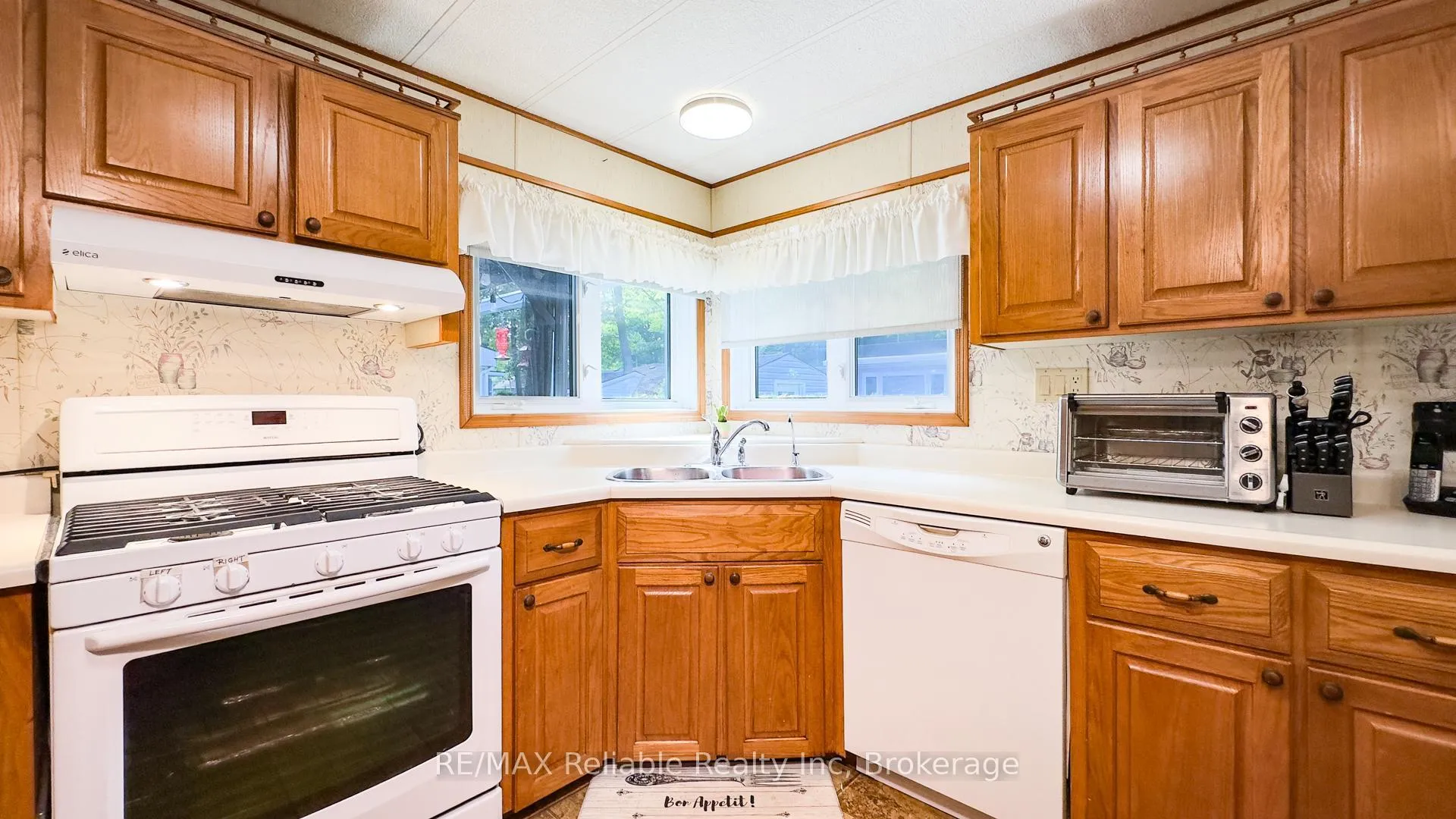 Photo 12 of 8 Cree Lane, Ashfield-Colborne-Wawanosh, Colborne — HOMEH
