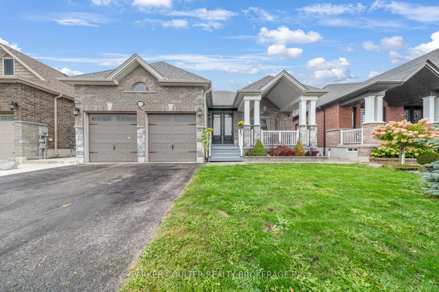 Photo 2 of 1120 Quarry Drive, Innisfil, Alcona — HOMEH