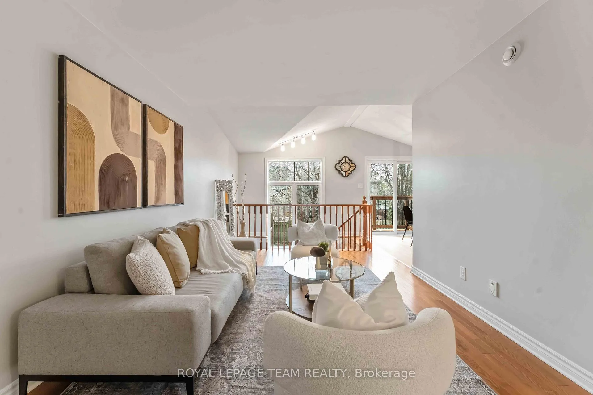 Photo 8 of 246 Tandalee Crescent, Ottawa, Kanata - Emerald Meadows/Trailwest — HOMEH