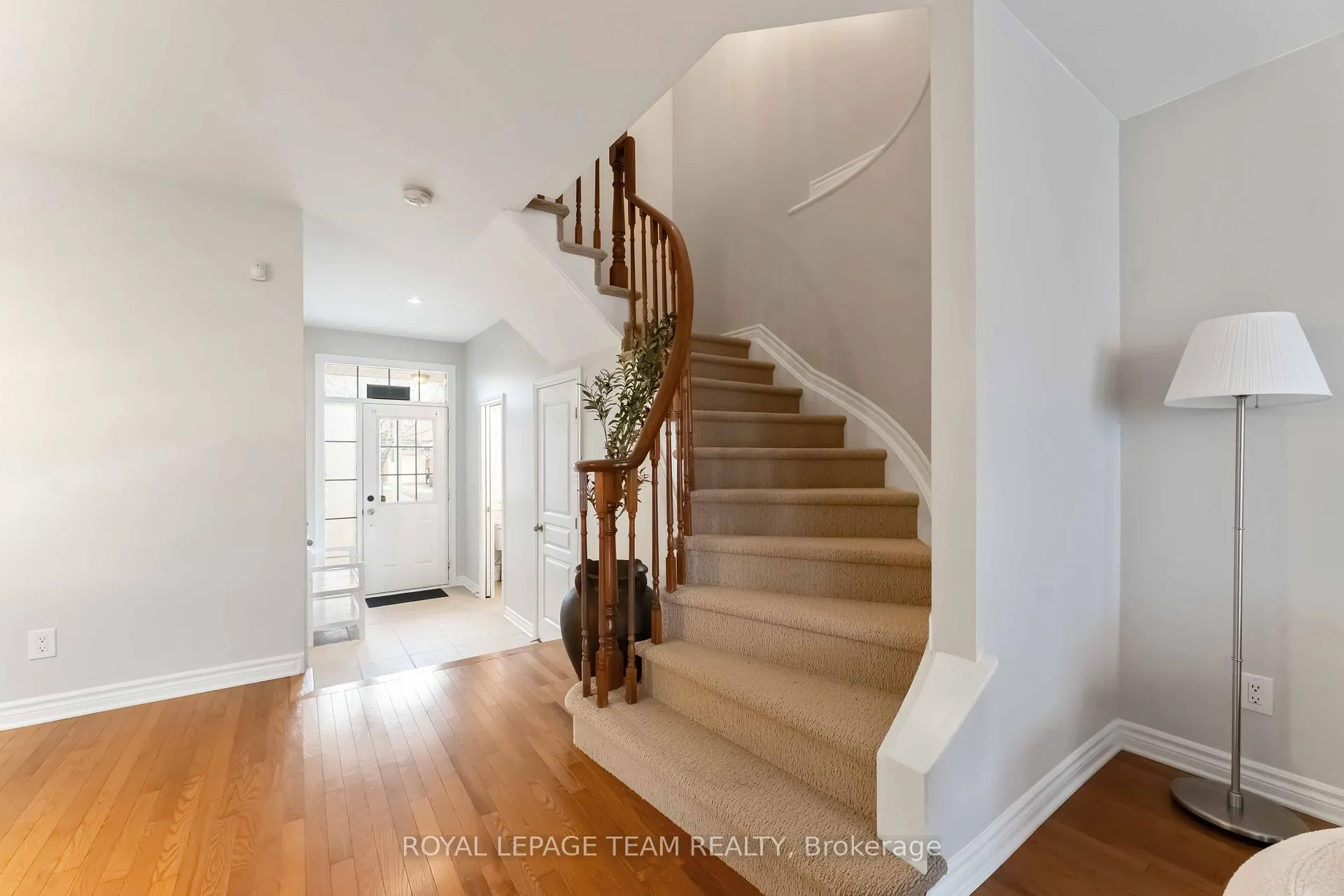 Photo 15 of 246 Tandalee Crescent, Ottawa, Kanata - Emerald Meadows/Trailwest — HOMEH