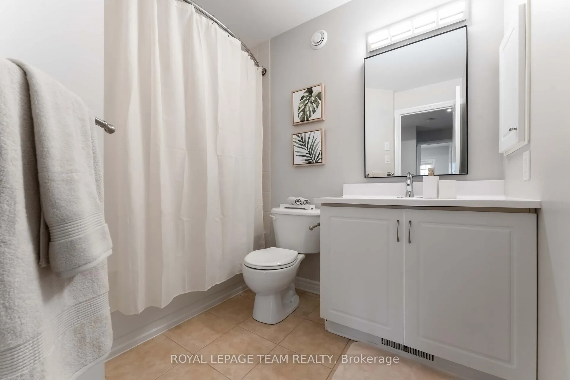 Photo 18 of 246 Tandalee Crescent, Ottawa, Kanata - Emerald Meadows/Trailwest — HOMEH