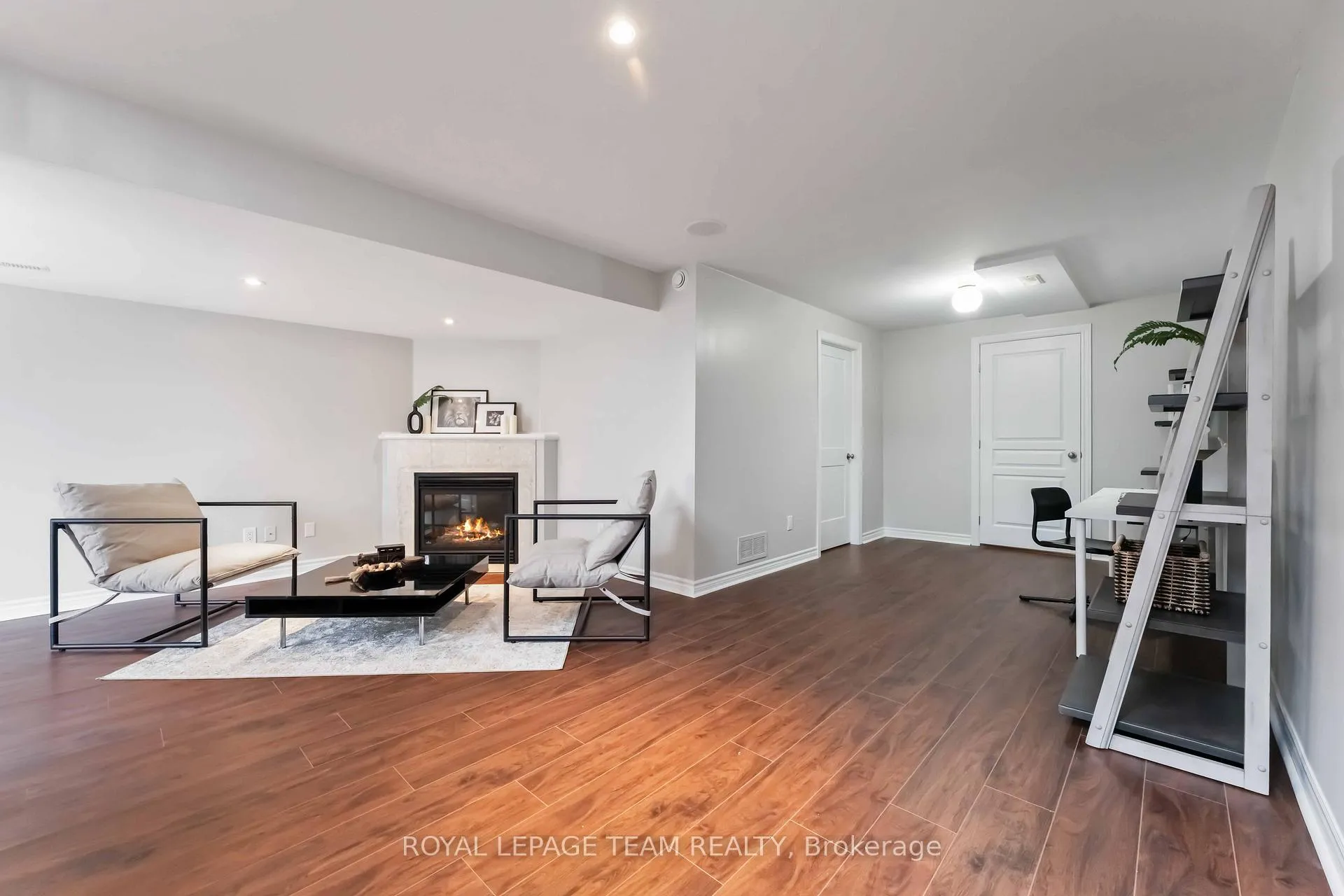 Photo 25 of 246 Tandalee Crescent, Ottawa, Kanata - Emerald Meadows/Trailwest — HOMEH