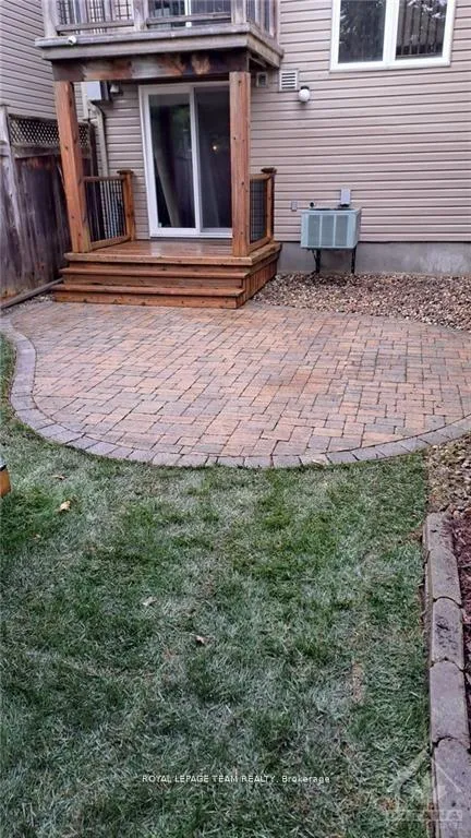 Photo 32 of 246 Tandalee Crescent, Ottawa, Kanata - Emerald Meadows/Trailwest — HOMEH
