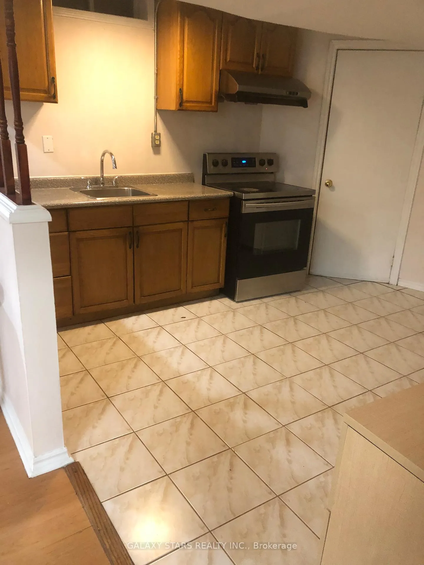 Photo 4 of Unit Bsmnt, 50 Apollo Road, Markham, Middlefield — HOMEH