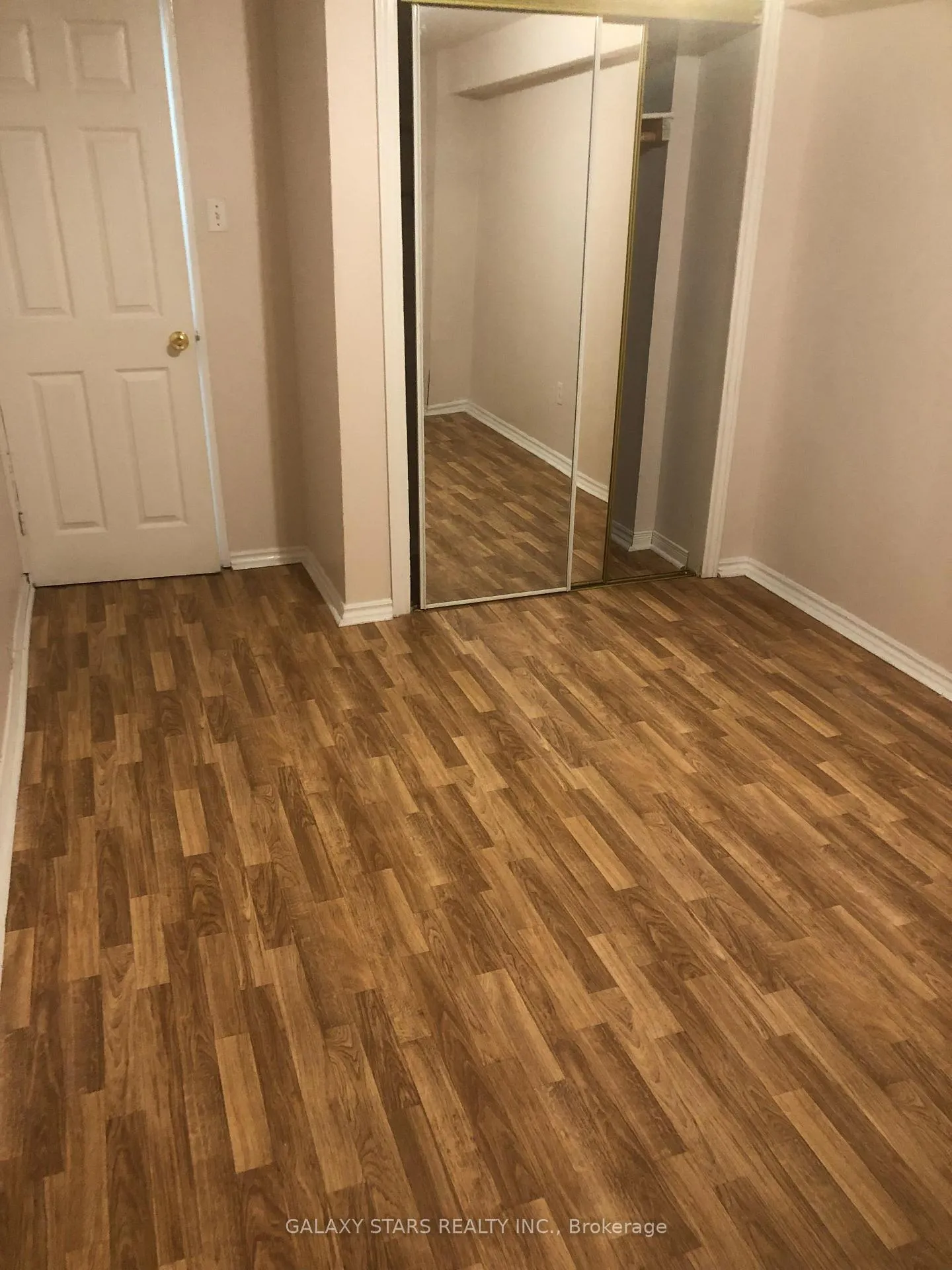 Photo 10 of Unit Bsmnt, 50 Apollo Road, Markham, Middlefield — HOMEH