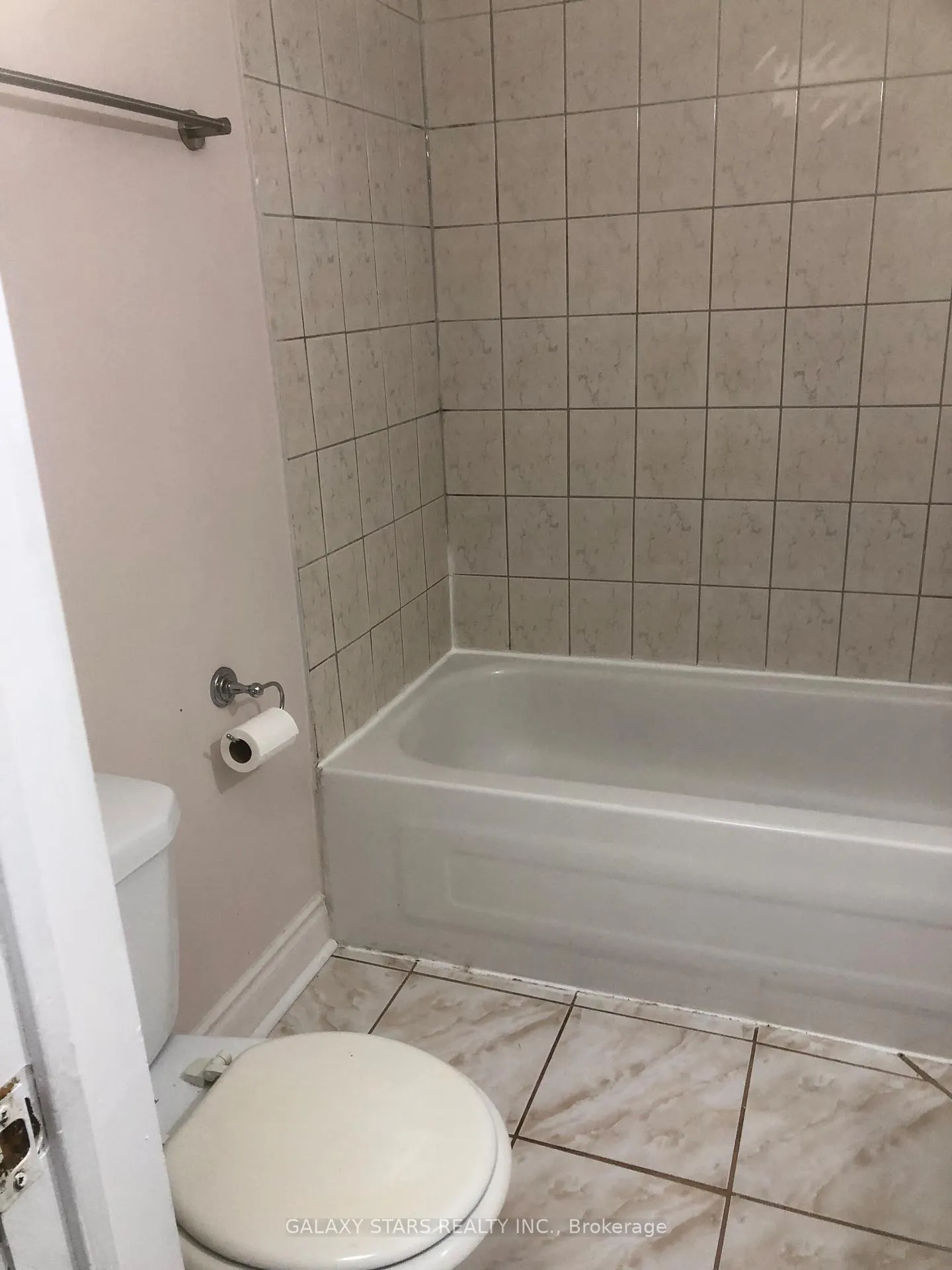 Photo 12 of Unit Bsmnt, 50 Apollo Road, Markham, Middlefield — HOMEH