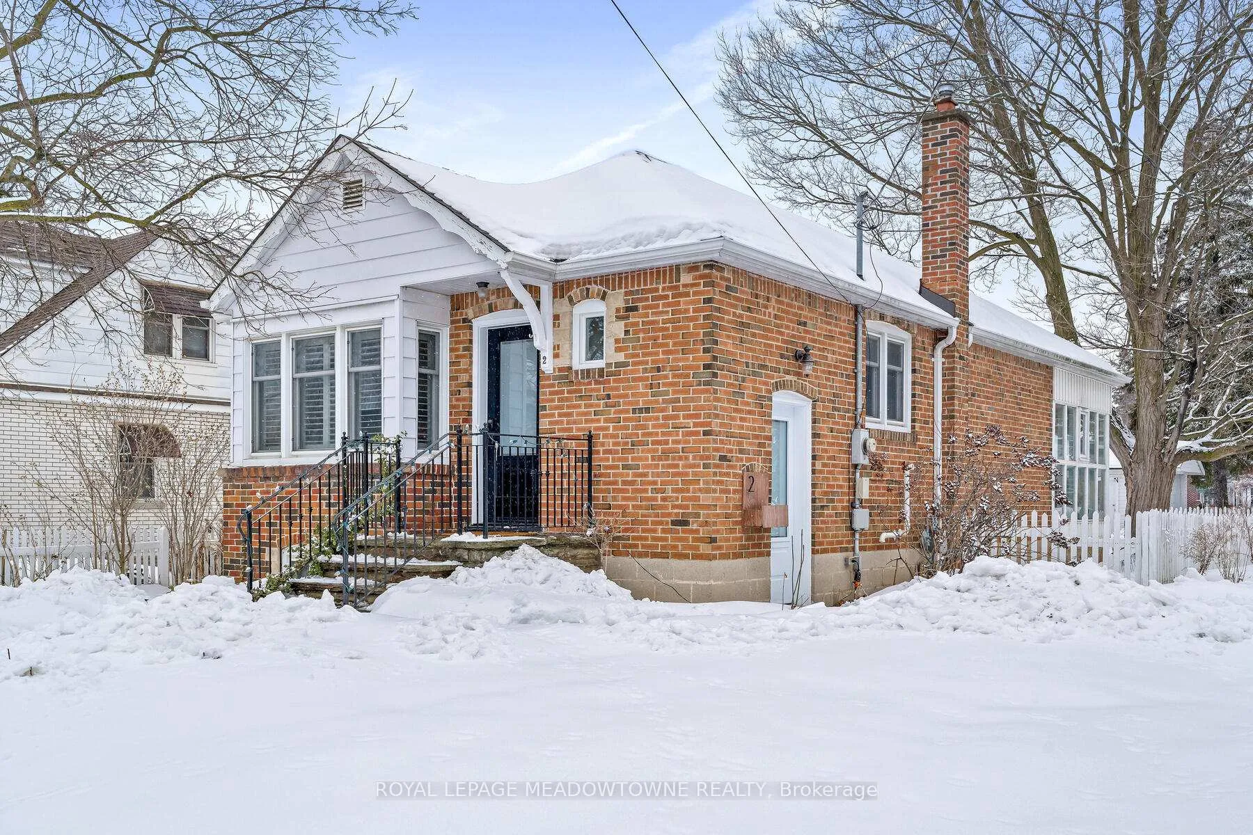 Photo 3 of 2 Ostrander Boulevard, Halton Hills, Georgetown — HOMEH