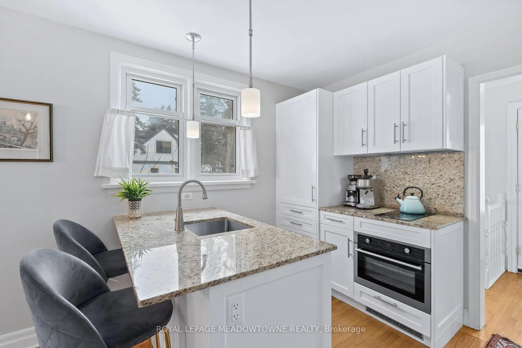 Photo 7 of 2 Ostrander Boulevard, Halton Hills, Georgetown — HOMEH