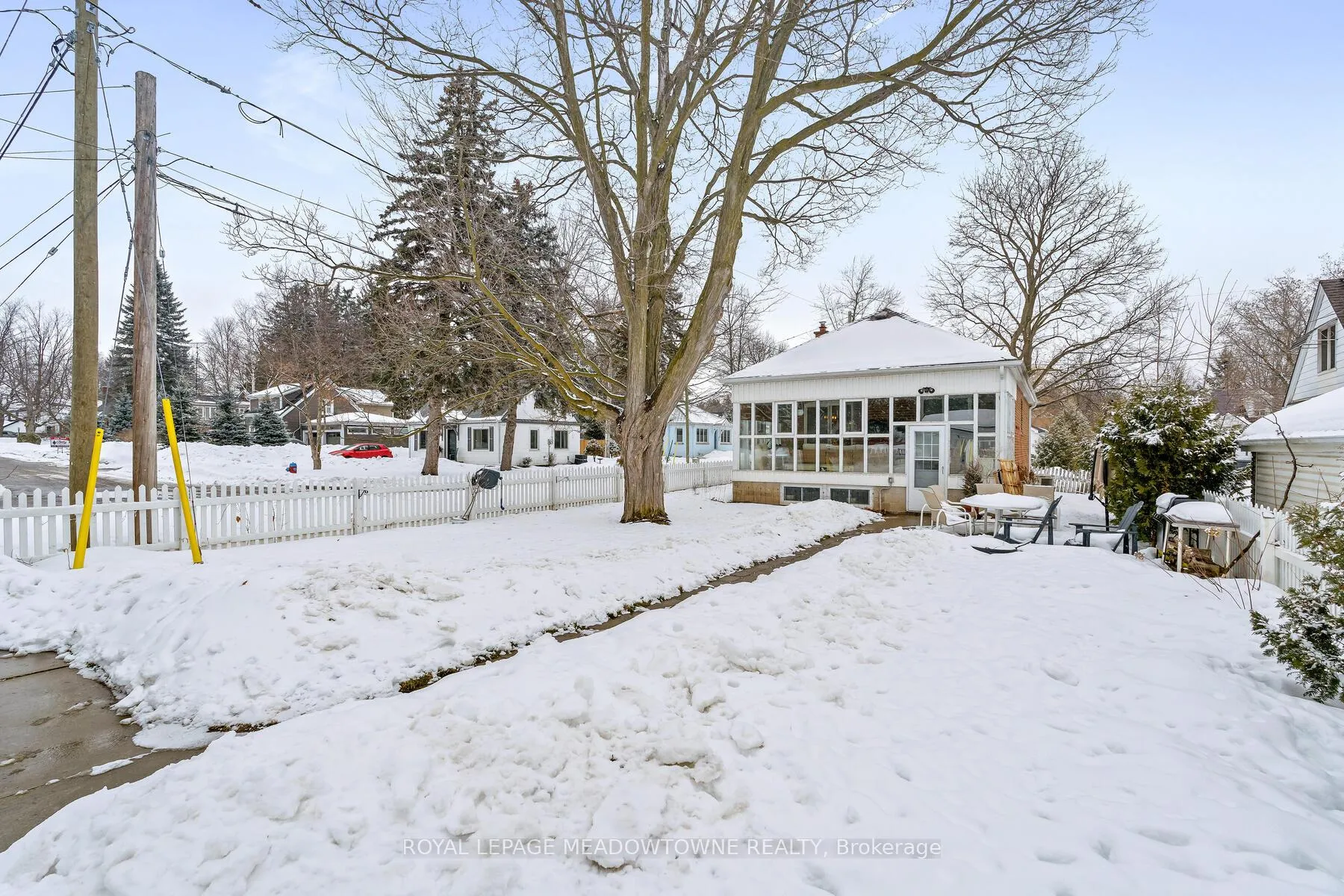 Photo 25 of 2 Ostrander Boulevard, Halton Hills, Georgetown — HOMEH