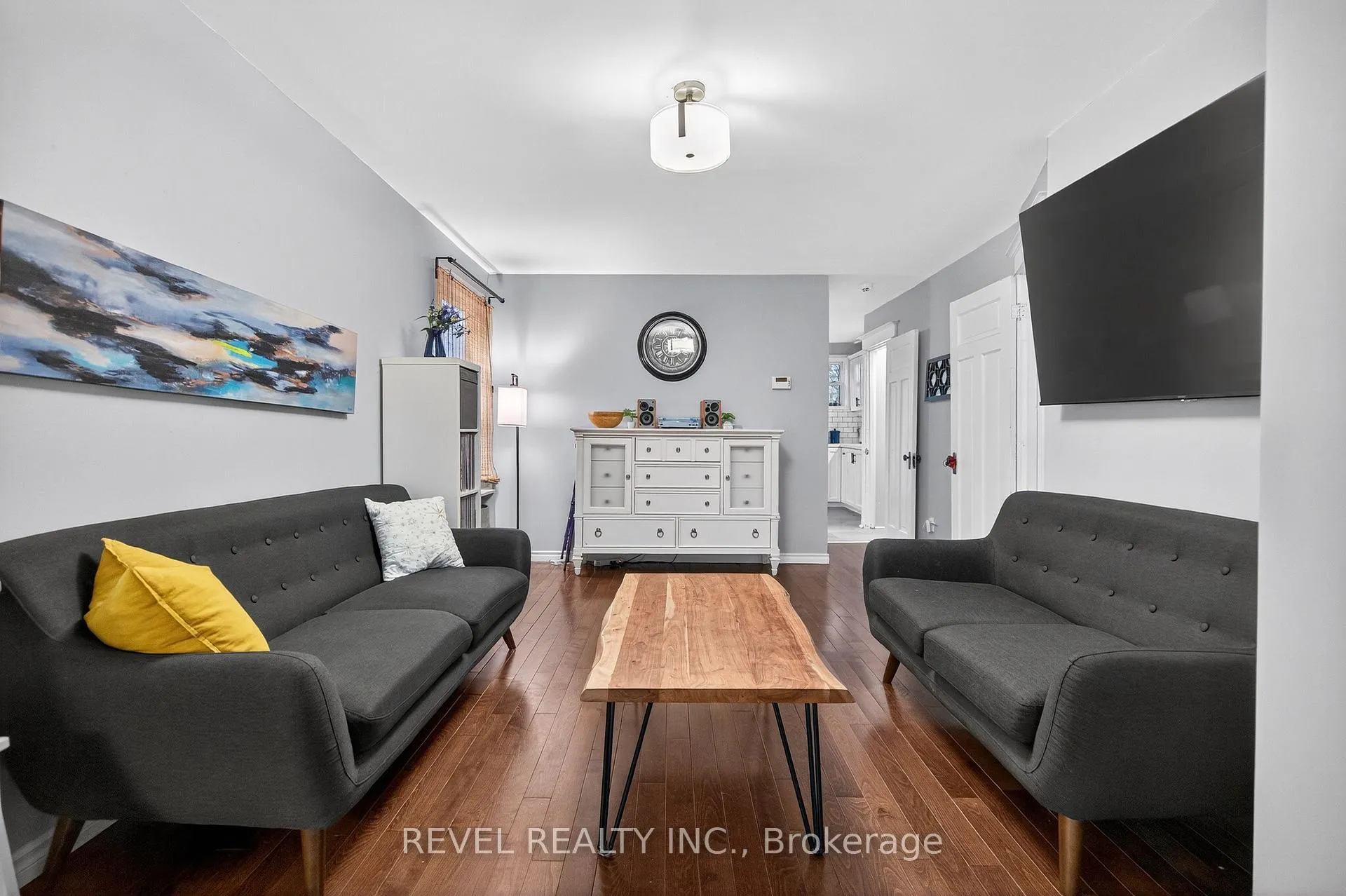 Photo 7 of 27 Mayflower Avenue, Hamilton, Crown Point — HOMEH
