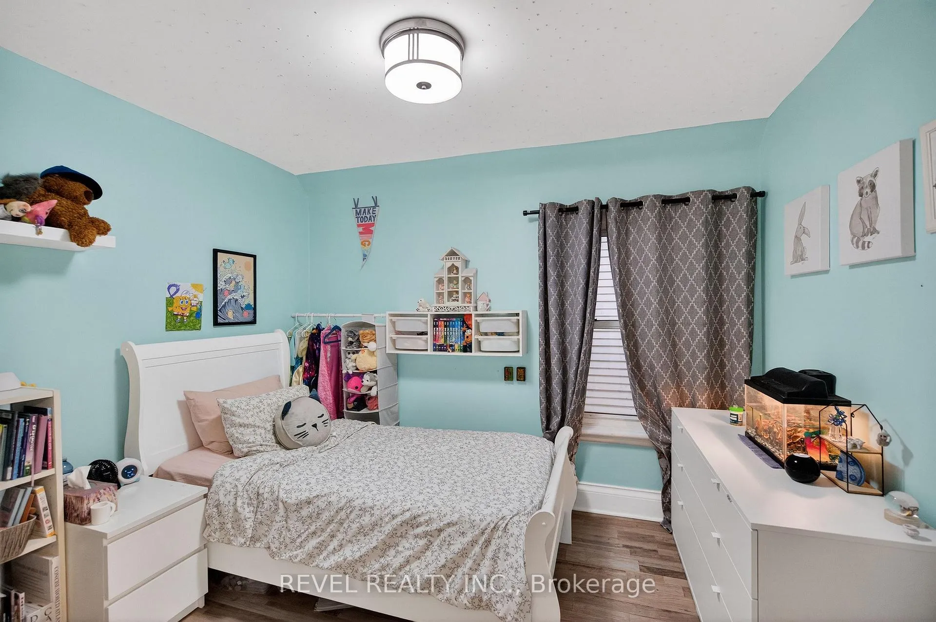Photo 18 of 27 Mayflower Avenue, Hamilton, Crown Point — HOMEH