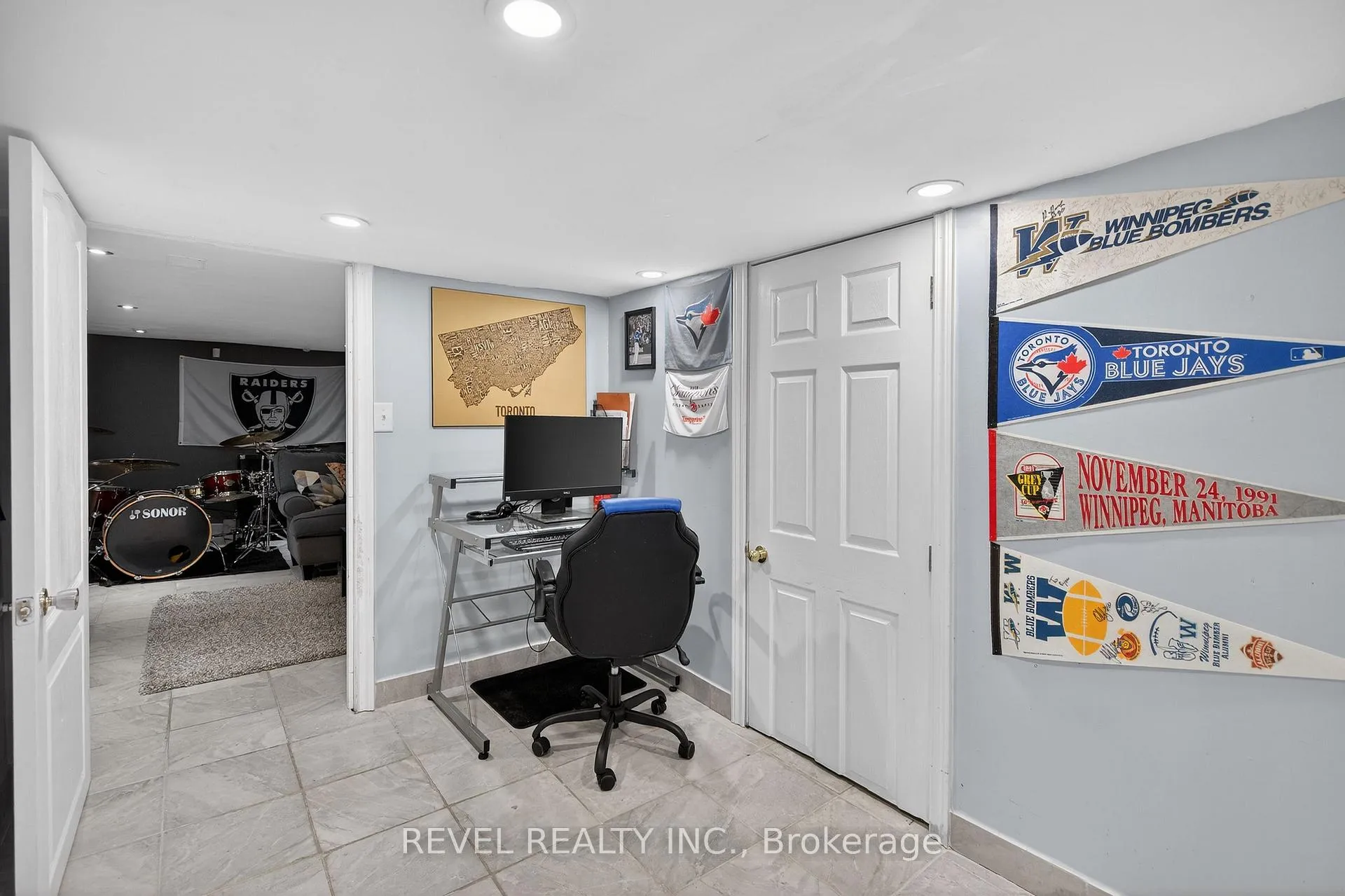 Photo 30 of 27 Mayflower Avenue, Hamilton, Crown Point — HOMEH