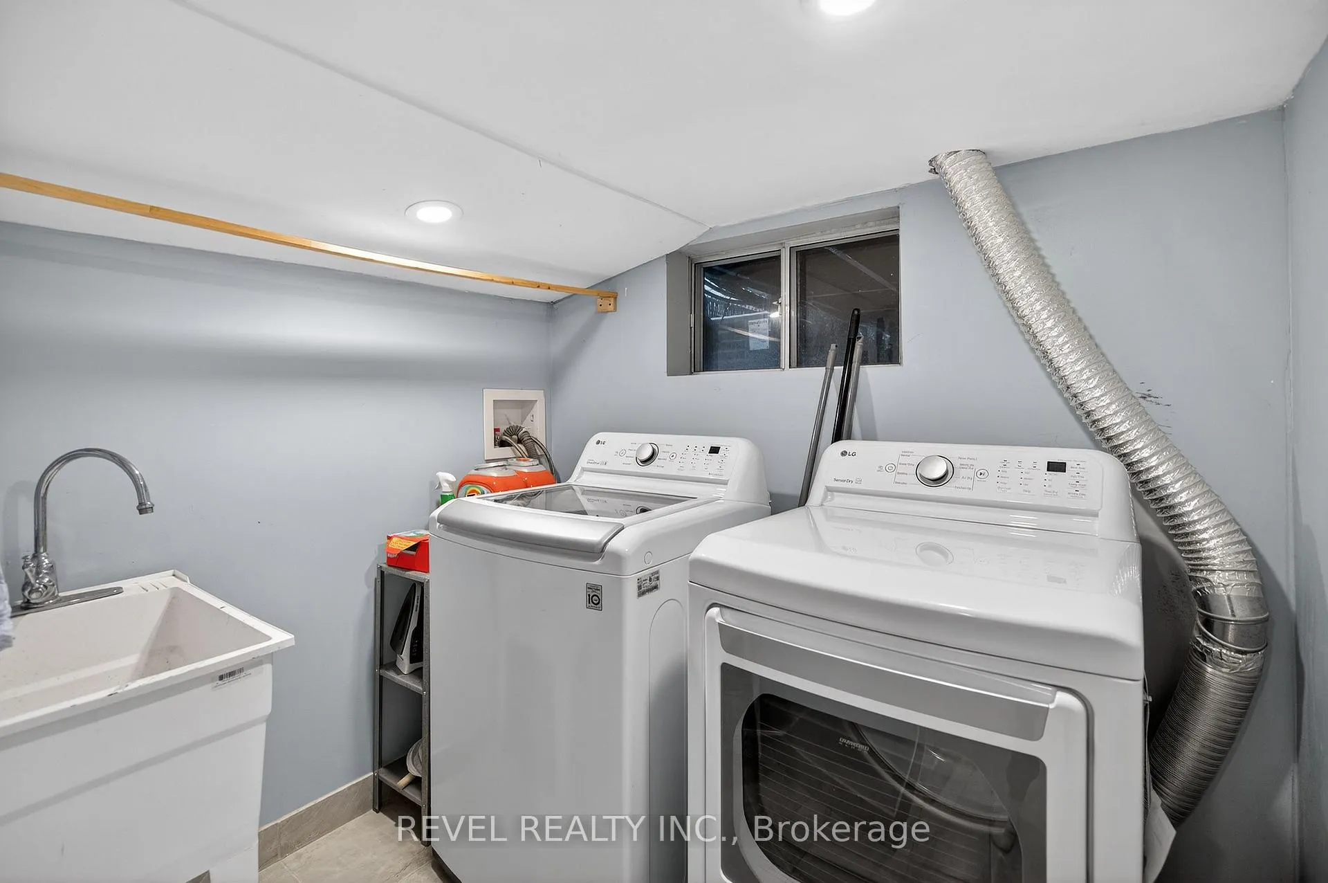 Photo 32 of 27 Mayflower Avenue, Hamilton, Crown Point — HOMEH