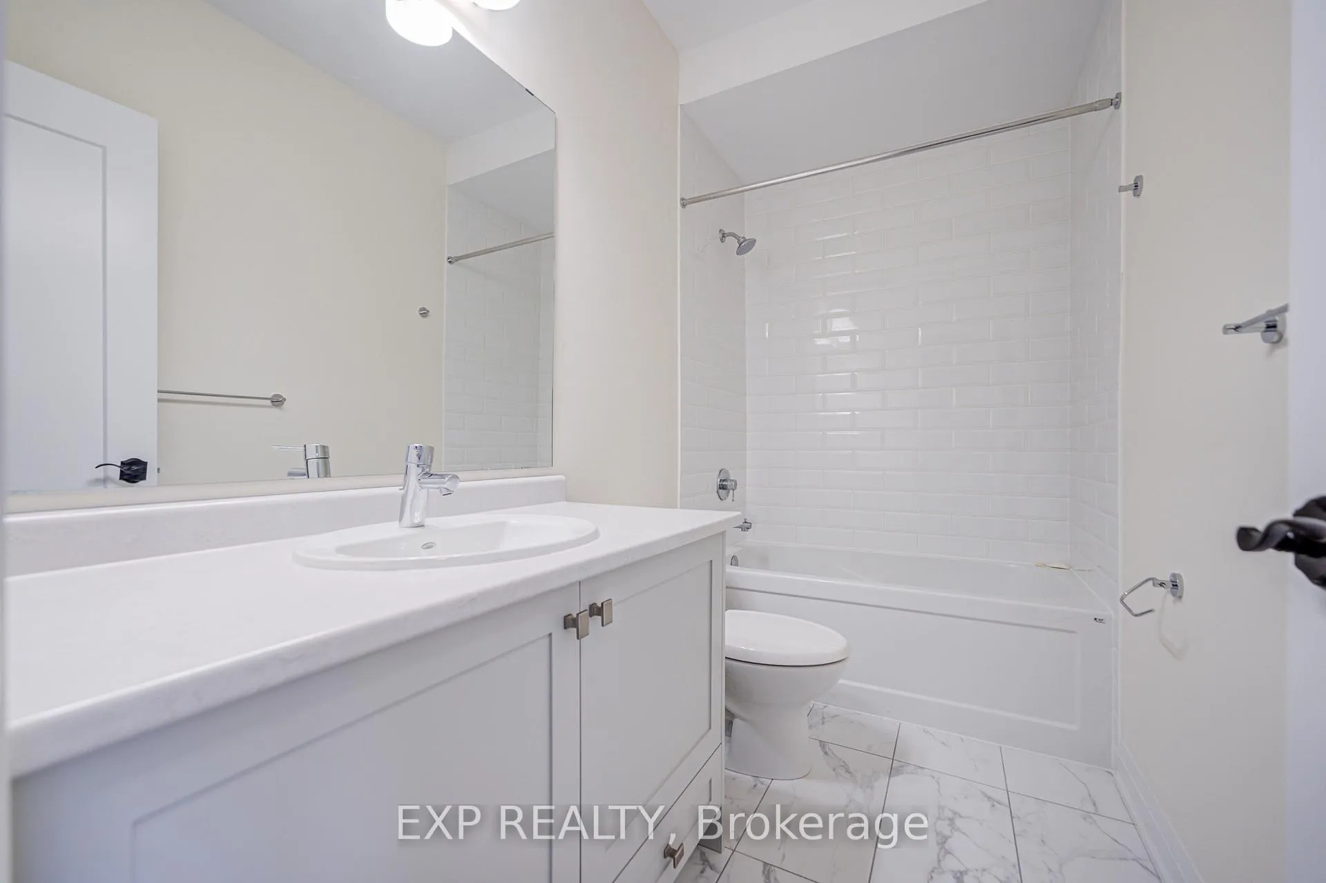 Photo 40 of 4255 Major Mackenzie Drive E, Markham, Angus Glen — HOMEH