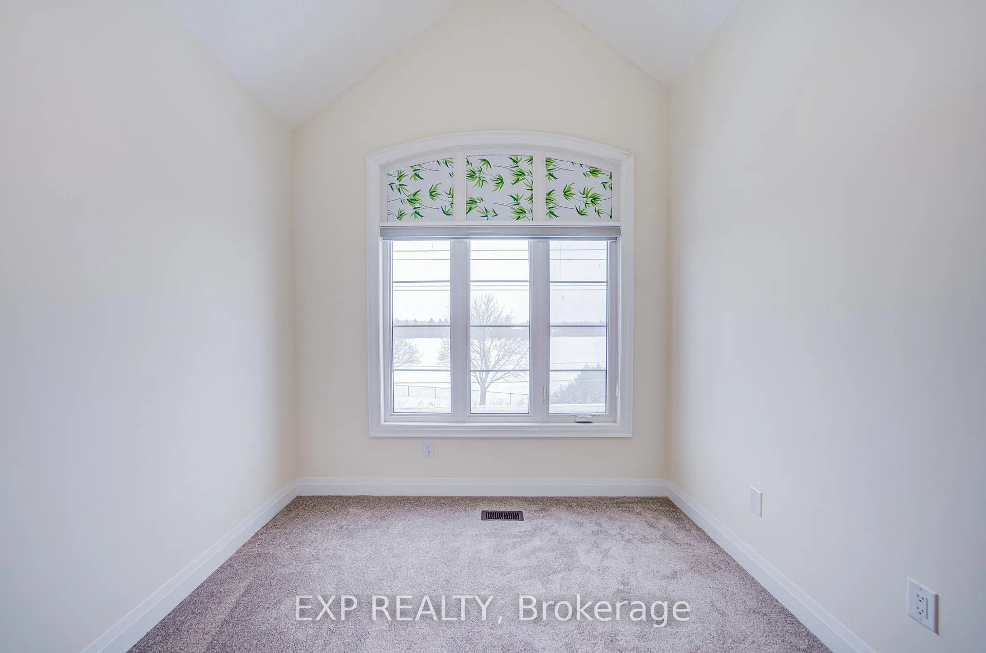 Photo 42 of 4255 Major Mackenzie Drive E, Markham, Angus Glen — HOMEH