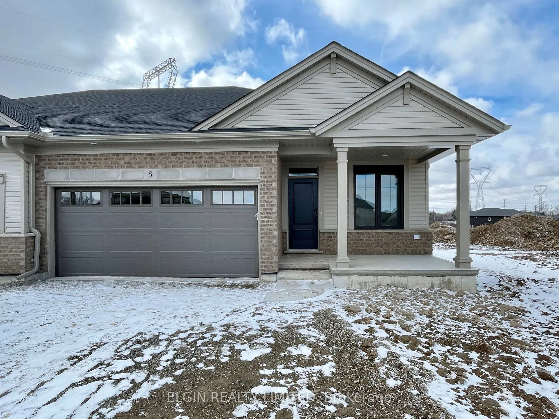 Photo 1 of 5 Horizon Court, Central Elgin, Rural Central Elgin — HOMEH