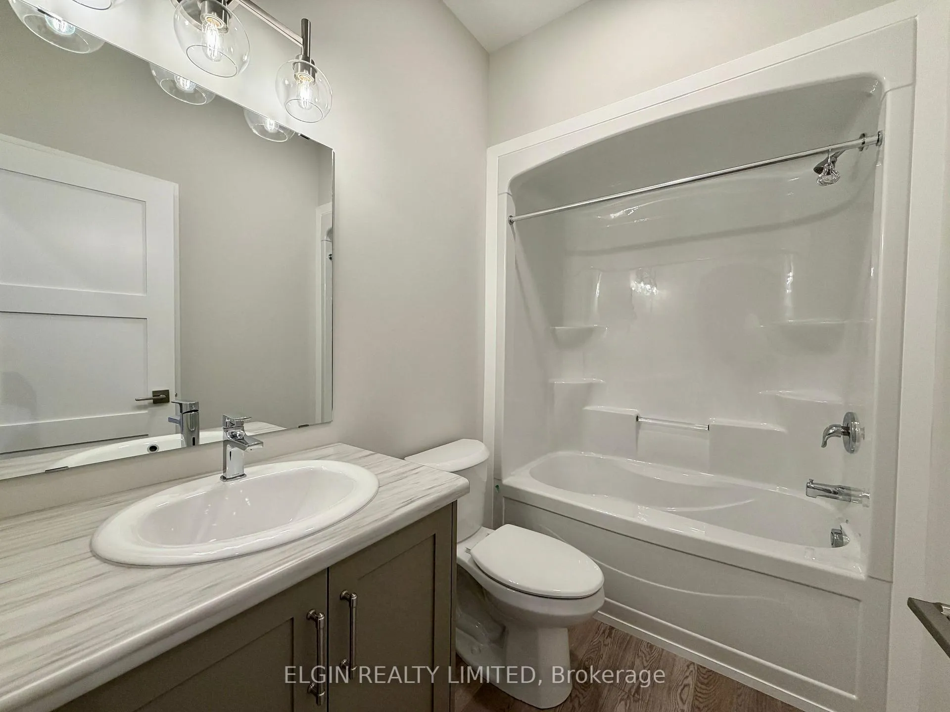 Photo 5 of 5 Horizon Court, Central Elgin, Rural Central Elgin — HOMEH