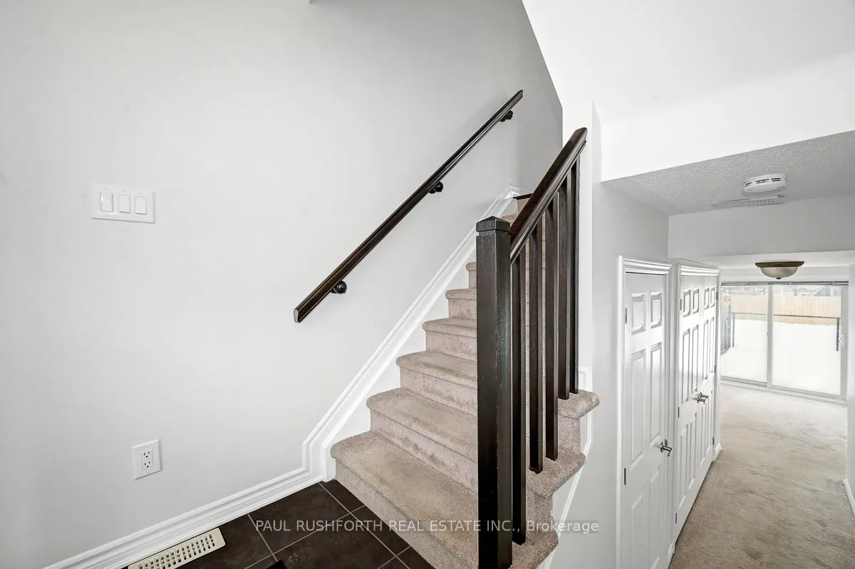 Photo 4 of 501 Coldwater Crescent, Ottawa, Kanata - Emerald Meadows/Trailwest — HOMEH