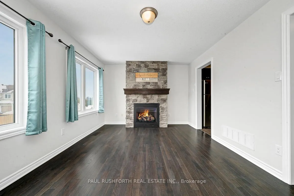 Photo 6 of 501 Coldwater Crescent, Ottawa, Kanata - Emerald Meadows/Trailwest — HOMEH