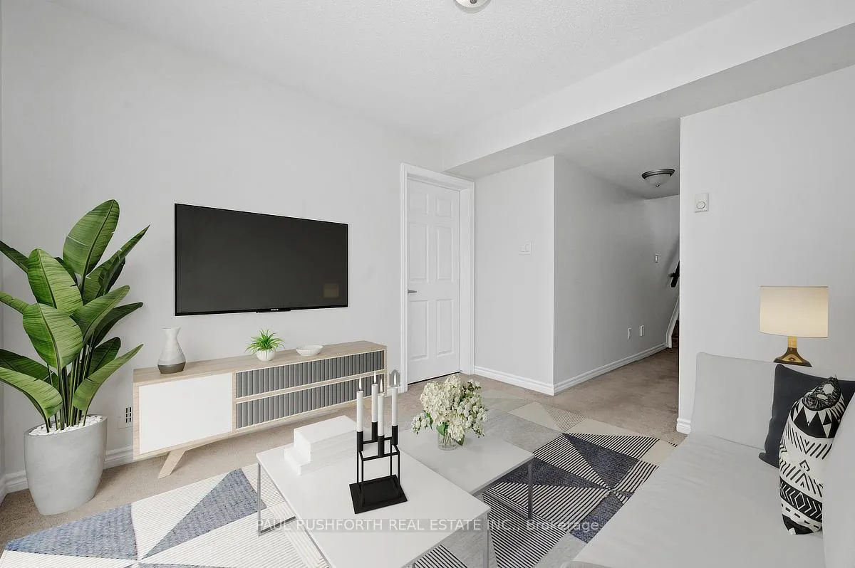 Photo 32 of 501 Coldwater Crescent, Ottawa, Kanata - Emerald Meadows/Trailwest — HOMEH